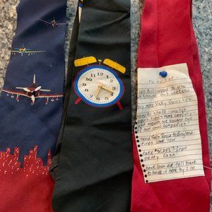 Vicky Davis 3-D affect neck ties